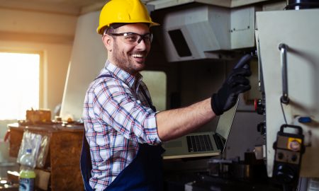 Оператор машины по нарезке проводов в Польше