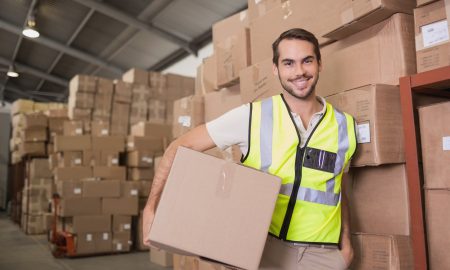 Упаковщик на складе в Польше